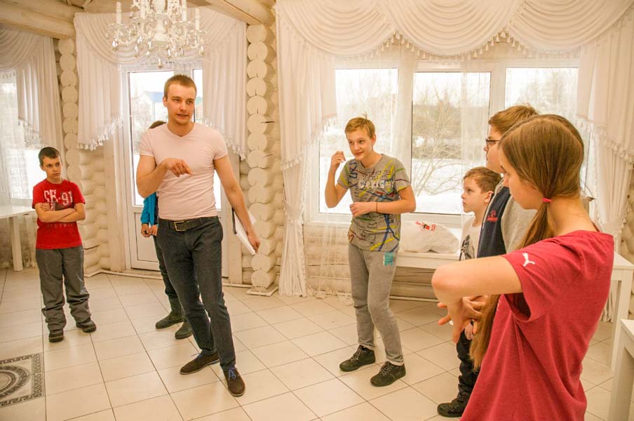 Лингвистический детский лагерь в Самаре на весенние каникулы в Детском оздоровительном лагере "Надежда" - это незабываемый отдых на природе и творчество для Ваших детей. Лингвистический детский лагерь в Самаре на весенние каникулы в Детском оздоровительном лагере "Надежда" - это незабываемый отдых на природе и творчество для Ваших детей.