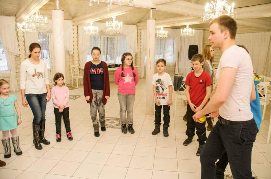Лингвистический детский лагерь в Самаре на весенние каникулы в Детском оздоровительном лагере "Надежда" - это незабываемый отдых на природе и творчество для Ваших детей. Лингвистический детский лагерь в Самаре на весенние каникулы в Детском оздоровительном лагере "Надежда" - это незабываемый отдых на природе и творчество для Ваших детей.